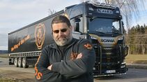Michael Finkbeiner, zusammen mit seinem Bruder Marco, Inhaber von Kaiko-Transport aus St.Märgen, heute 6 Lkw, sehr bekannt in der Truckszene, einer der ersten S 580 V 8 in Baden-Württemberg.