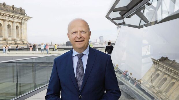 Michael Theurer (FDP), Staatssekretär beim Bundesministerium für Digitales und Verkehr (BMDV) und Beauftragter der Bundesregierung für den Schienenverkehr
