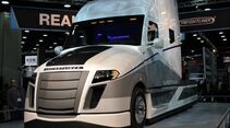 Mid-America Trucking Show 2015