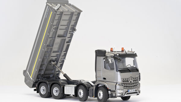 NZG Mercedes-Benz Arocs 4151 Meiller-Kipper 1:50