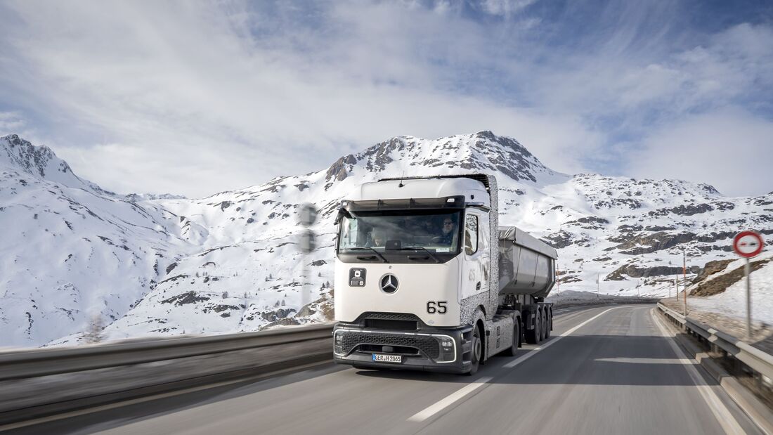 Nächste Generation Brennstoffzellen-Lkw:  Daimler Truck testet erste Prototypen in den Schweizer Alpen

Next generation fuel cell truck: Daimler Truck tests first prototypes in the Swiss Alps