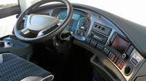 Neoplan Skyliner, Cockpit