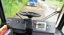 Neues aus der Lkw-Welt, Cockpit