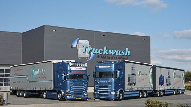 Niederländ. Lang-Lkw in Deutschland, Eurocombi, Zulassung. FF 6/2018. Mit dem EuroCombi nach Deutschland – ist inzwischen erlaubt und mittlerweile fahren die ersten niederländischen Langfahrzeuge auch bei unseren Nachbarn im Osten