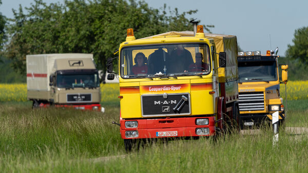 Oldtimer-Treffen bei Schneider und Sohn in Gammesfeld