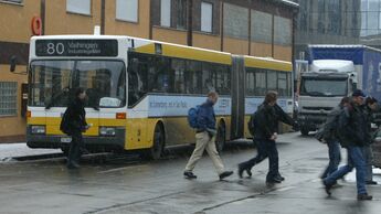 Omnibus, Fußgänger, Stuttgart