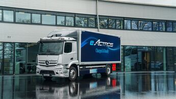Own Retail Strategie: Mercedes-Benz Nutzfahrzeugzentrum in Haan eröffnet
Own Retail strategy: Mercedes-Benz Commercial Vehicle Center in Haan opened