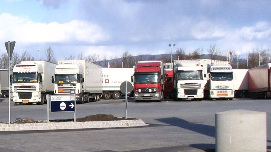 Parkplatz, Autohof