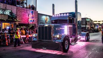 Peterbilt Pride & Class Parade