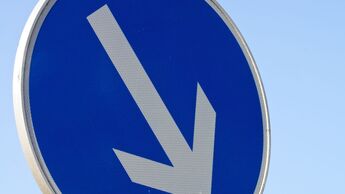 Pfeil, Schild, Konjunktur