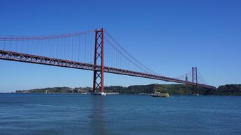 Ponte 25 de Abril in Lissabon