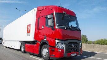 Präsentation Renault Trucks T 440 neuer Motor Common-Rail 