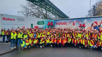 Raben Group unterstützt den Weihnachtspäckchenkonvoi 2025