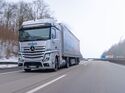 Reber Logistik setzt den Mercedes-Benz GenH2 Truck in der Inbound-Logistik von Daimler Truck ein – trans aktuell begleitet Fahrer und Fahrzeug einen Tag lang.