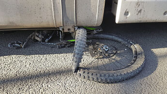 Recht aktuel Fernfahrer ff 6/22 Pftze UNfall Fahrradunfall toter Winkel Lkw-Unfall Osnabrück Hasepost tödlicher Fahrradunfall
