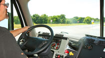 Rekordfahrt in den USA, Cockpit
