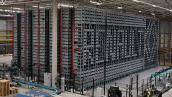 Renault Deutschland weiht neues, hochmodernes Logistikzentrum in Brühl ein.