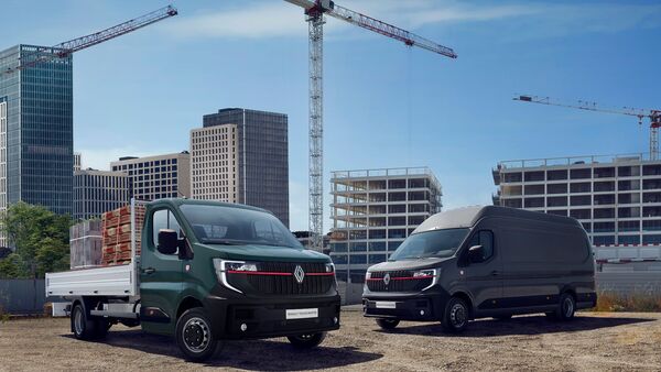 Renault Trucks bietet mit der neuen Red Edition zwei neue Master-Varianten an, die speziell an die Anforderungen der Bau- und Handwerksbranche angepasst sind. Das unterscheidet die Fahrzeuge von den Standard-Vans.