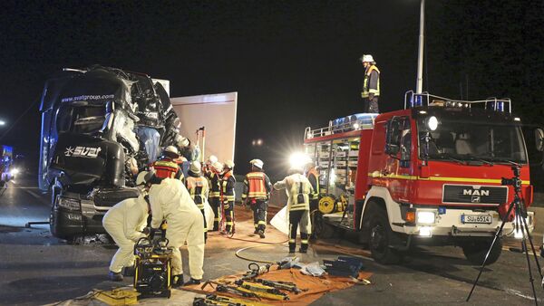 Report Autobahnlebensretter Freiwillige Feuerwehr Königswinter, FF 4/2019, Lkw-Unfall, Rettung, Bergung, Autobahn.