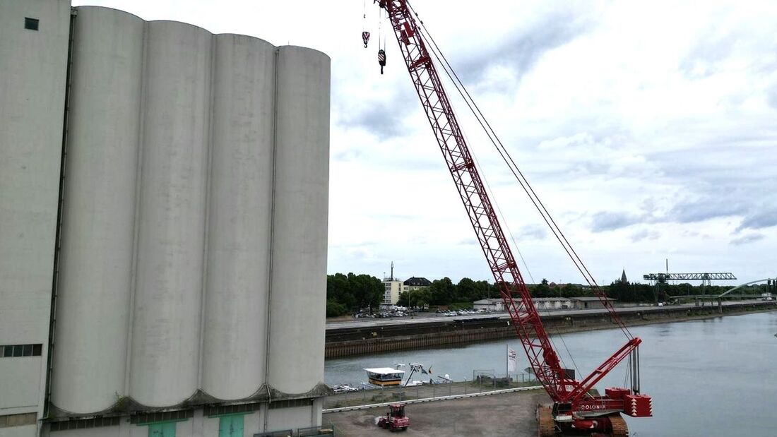RheinCargo und Colonia entwickeln im Niehler Hafen in Köln ein Schwergut-Terminal