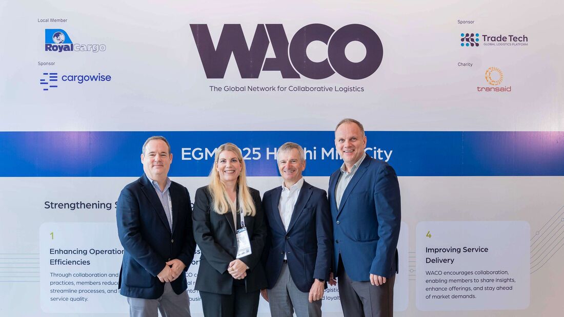 Richard Charles, CEO WACO; Sabine Geis, Head of Sales Europe; Klaus Hrazdira, COO Air + Sea Services; Kristján Pálsson, Chairmen WACO und Geschäftsführer von Jonar Transport (von links).