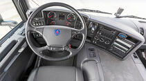 Scania P280, Cockpit