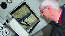 Scania Touring, Dachkuppel, Verarbeitung, Ablage