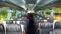 Scania Touring, Fahrgastraum, Sitze, Leder