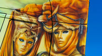 Scania Venezia, Maskenball, Gewänder