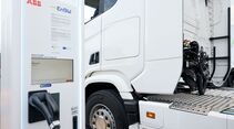 Scania beschleunigt Megawattladen im Fernverkehr: Start des ersten öffentlichen Hochleistungsladepunkts in Deutschland