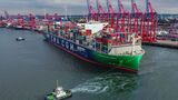 Schiff der CMA CGM Group am Eurogate Container Terminal Hamburg 
