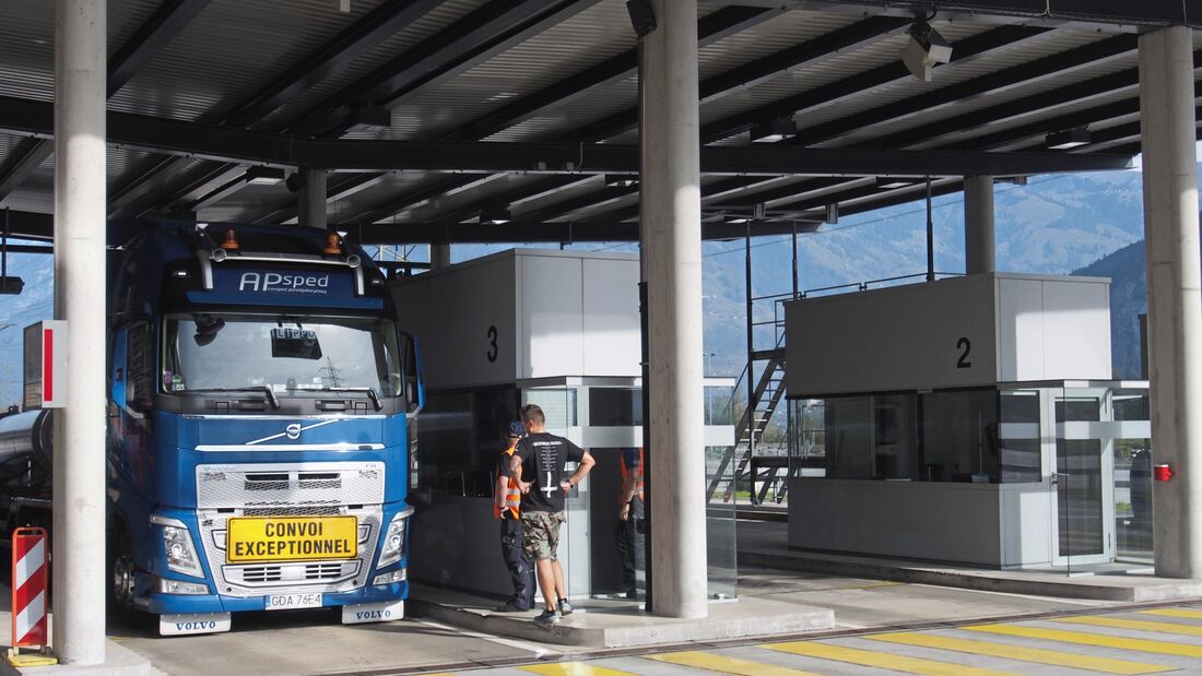 Schweiz, Gotthard, Kontrolle, Schwerverkehrszentrum
