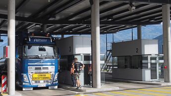 Schweiz, Gotthard, Kontrolle, Schwerverkehrszentrum