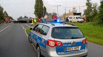 Schwertransporte Begleitung, Convoi, Exceptionnel, Polizei