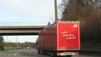Sieger in Kategorie Nutzfahrzeugversicherung: Kravag, die von 29% der Teilnehmer eine Stimme bekamen, gefolgt von Allianz (27,1%) und Axa (14,4).