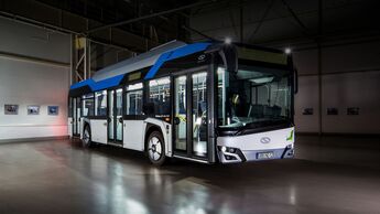 Solaris Urbino 12 LE lite hybrid und Urbino 12 electric auf der 8. Central European Bus & Public Transport Messe Czechbus in Prag