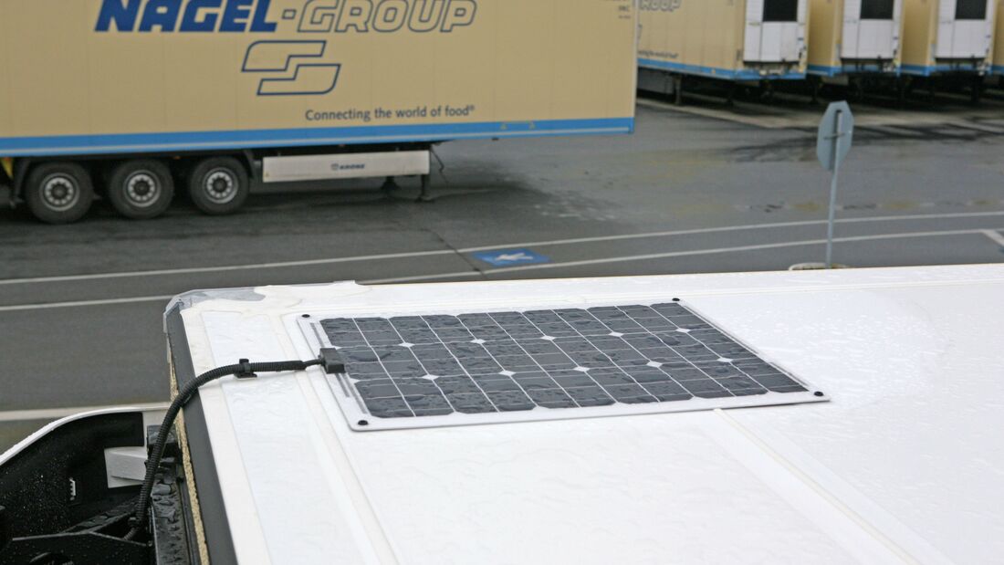 Solarpanel auf Trailer der Nagel-Group