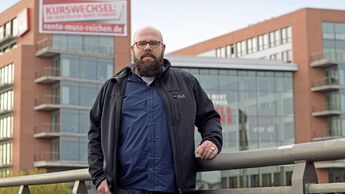 Stefan Thyroke, Bundesfachgruppenleiter von Verdi, Interview FF 2/2018.