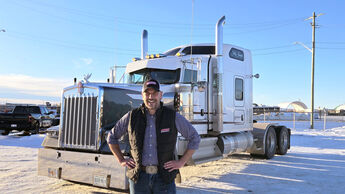 Stefan Zellweger Asphalt-Cowboy DMAX Kenworth W900L Kanada USA Trucking 2026 Jolly Jumper