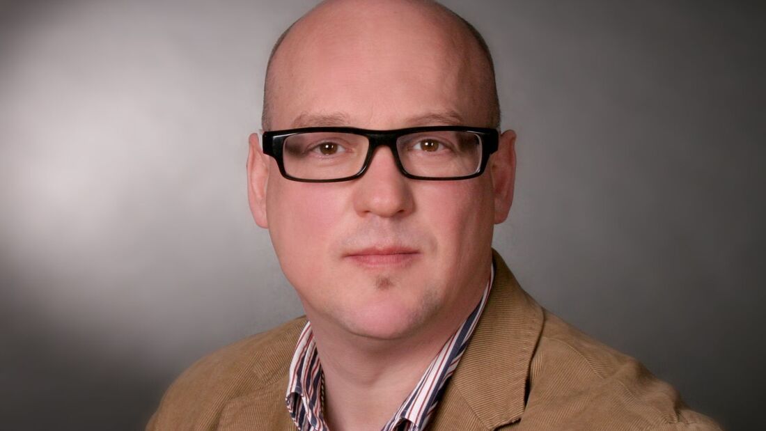 Stephan Hurnik, Verlagsrepräsentant ETM Verlag