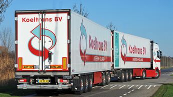 Super EcoCombi Lang-Lkw DuoTrailer Niederlande Koeltrans BV Scania 2020
