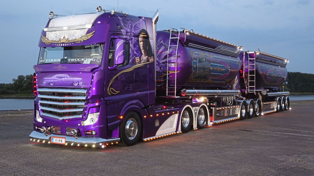 Supetruck Auvinnen Machete