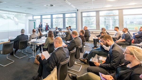 Symposium Handelslogistik, Krage