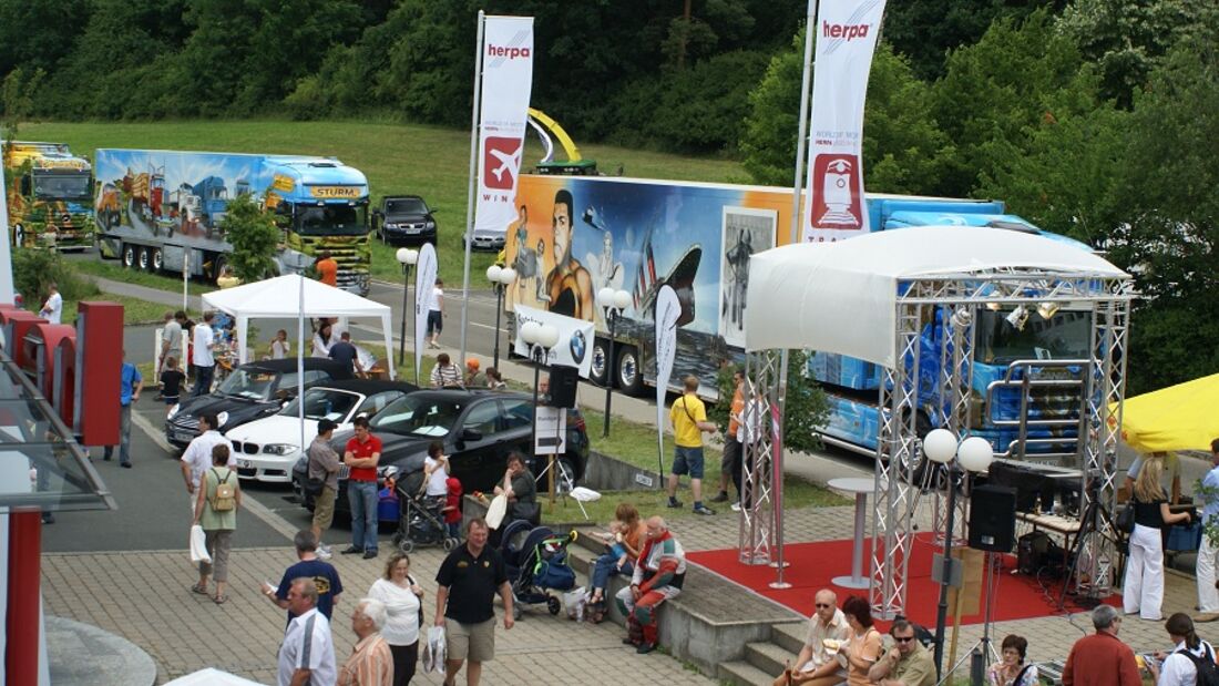 Tag der offene Tür bei Herpa: ganz Dietenhofen feiert.