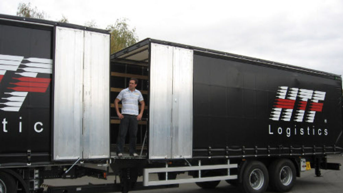 Tang: Gliederzug mit Durchladebrücke