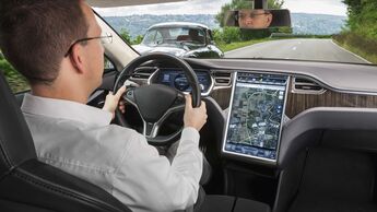 Tesla, Dekra, Verkehrssicherheitsreport, Fahrer, Assistenzsysteme