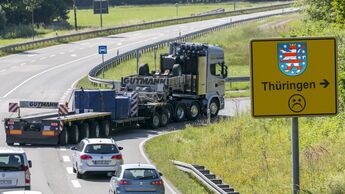 Thüringen Schwerlast Schild Schwergut Spedition Autobahn