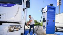 TotalEnergies Charging Solutions Deutschland GmbH erschafft einen Ladepark für schwere Nutzfahrzeuge am Flughafen BER in Berlin-Brandenburg.