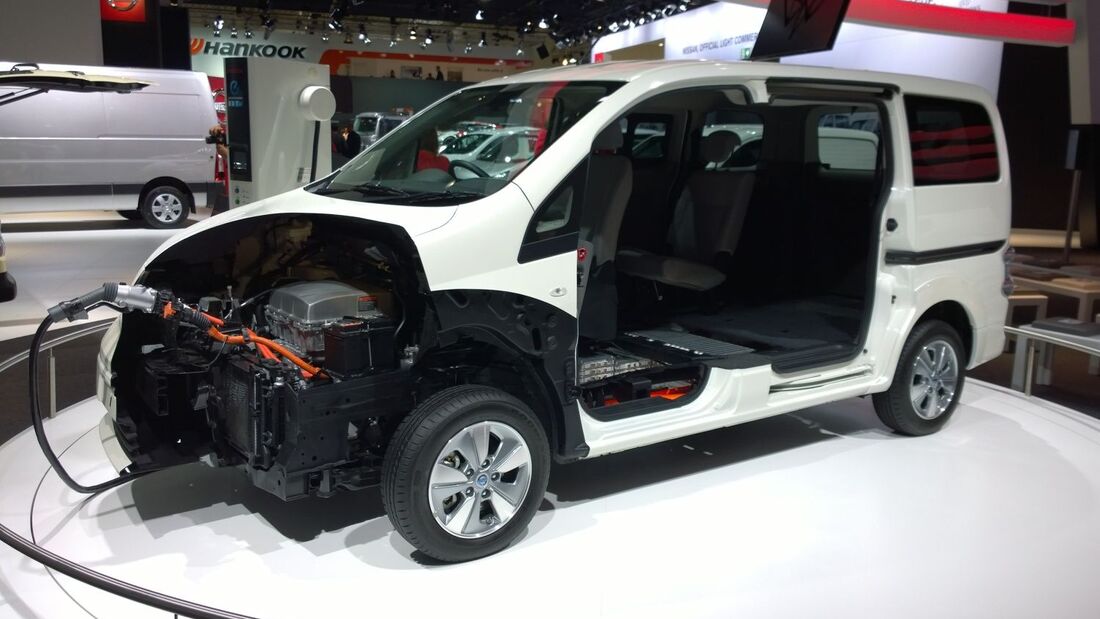 Toyota E-NV 200
