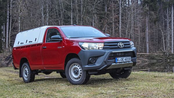 Toyota Hilux 2.4 D-4D Single Cab 2017 Hardtop Dauertest Dauerteser Norwegen Nordkap Details